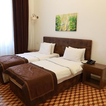 Malakan Hotel Baku Bagian luar foto
