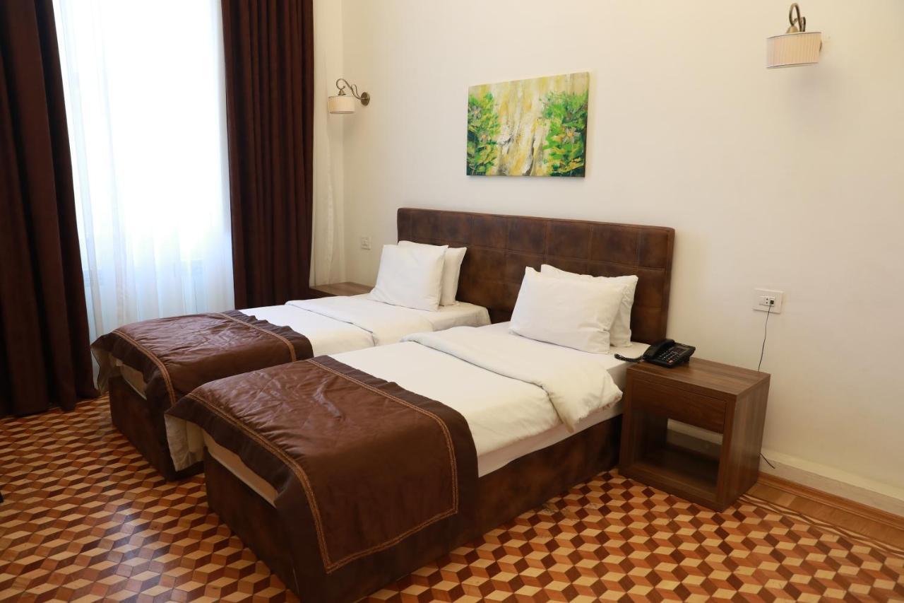 Malakan Hotel Baku Bagian luar foto